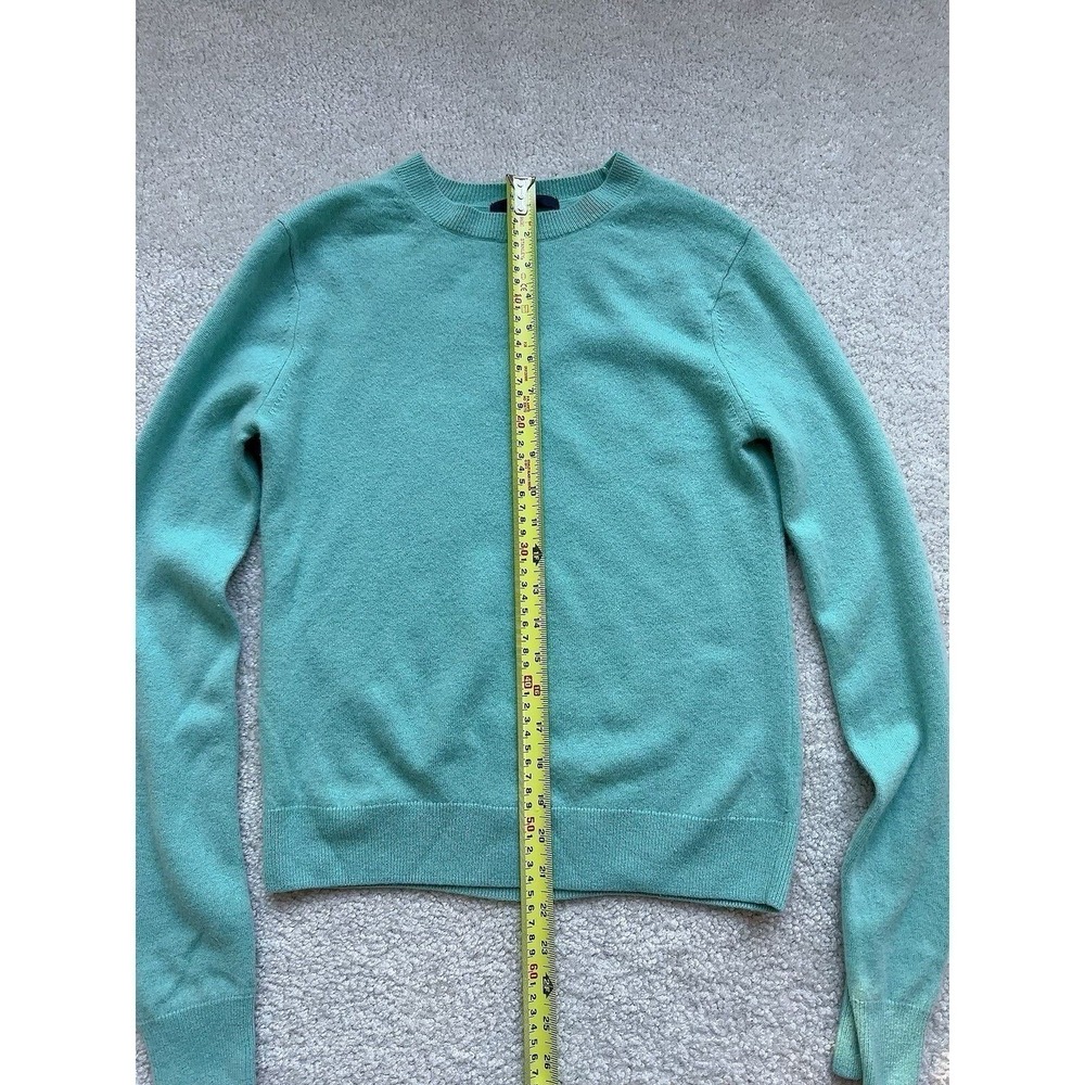 Uniqlo 100% Cashmere Crew Neck Pullover Sweater Size XS Light Green - Picture 3 of 5